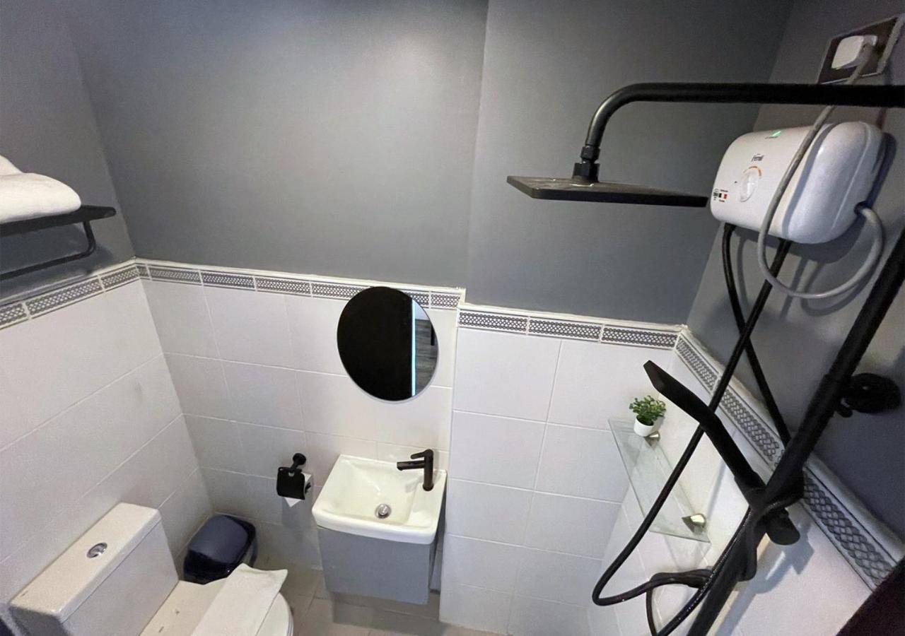 Mystay Hotel Bgc West 马卡蒂 外观 照片